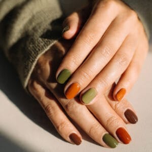 Seasonal Nail Trends 2026  27