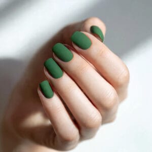 Seasonal Nail Trends 2026  33